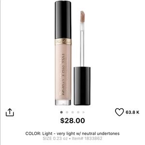 Too Faced Born This Way Concealer Light